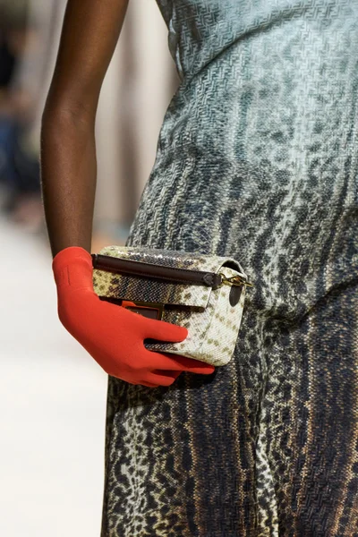 Look 61